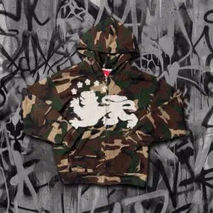 Sudadera logo estilo militar